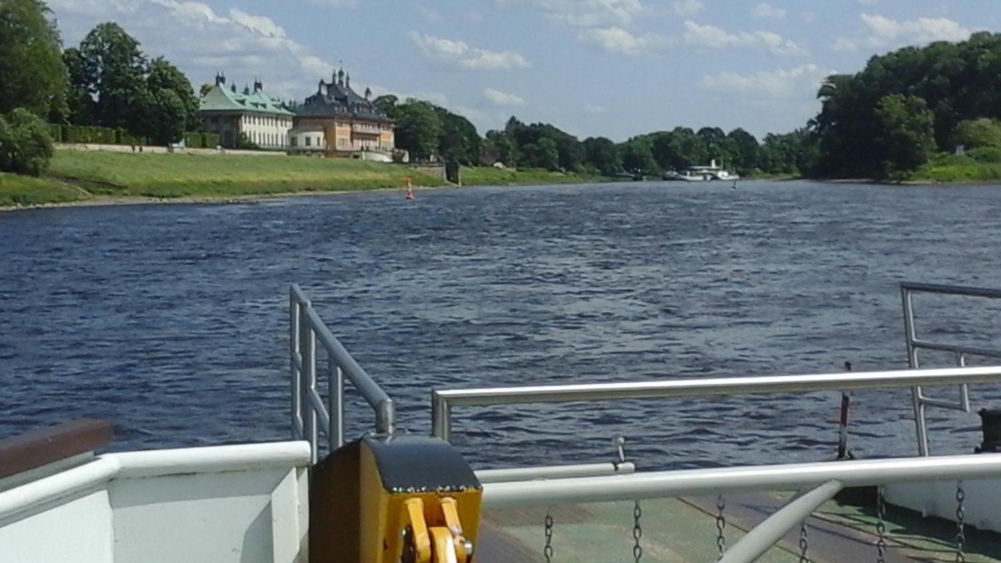 Dresden-Entspannung-Natur-Trifft-2-Staedte-Am-Fluss Exterior photo
